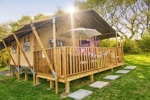 Glamping hut