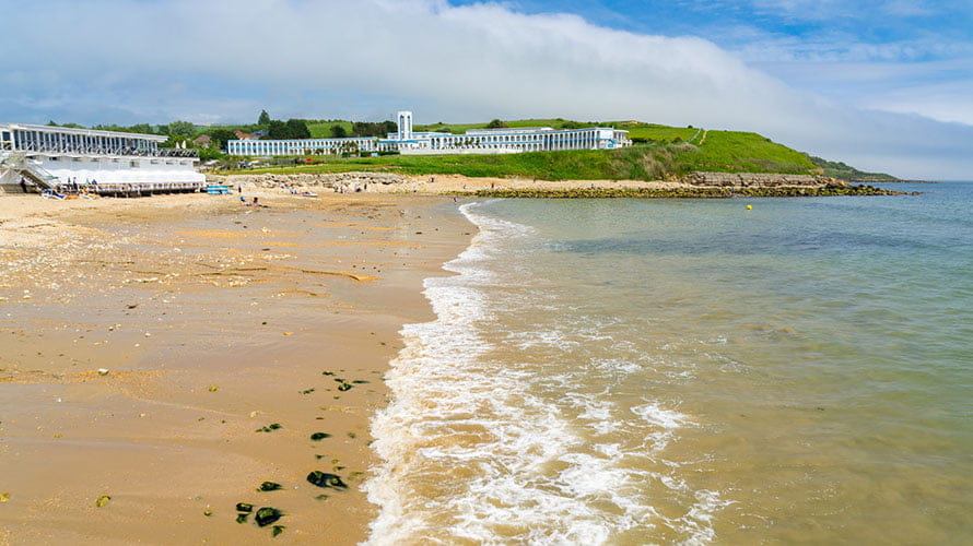 Beach and sea at Bowleaze Cove