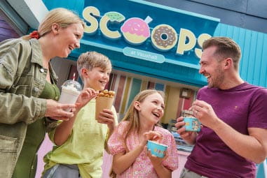 Family enjoying Scoops ice cream at Parkdean Resorts