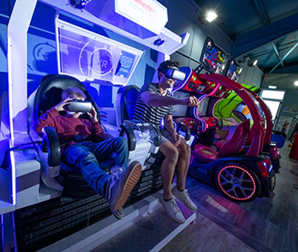 kids enjoying the virtual reality games