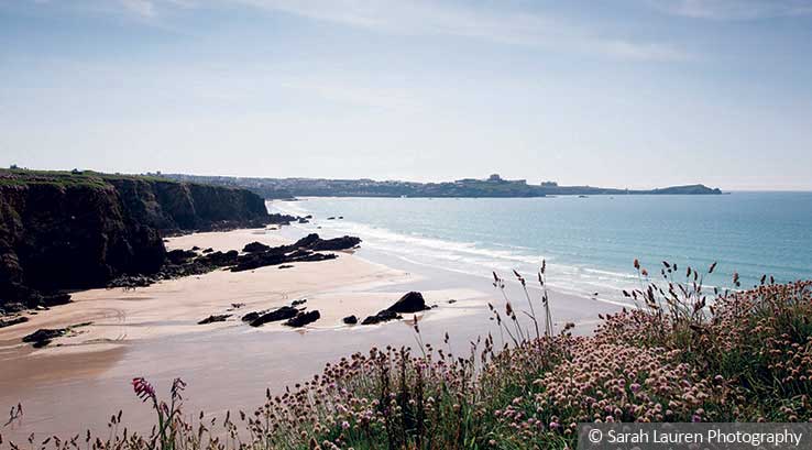 sunny day at Lusty Glaze beach