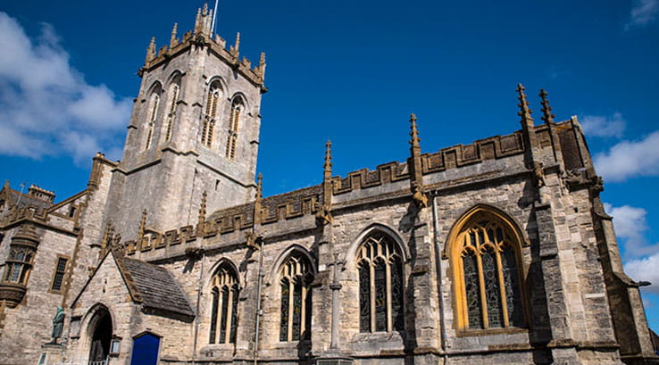 dorchester cathedral on a sunny day
