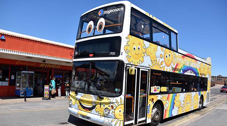 open top sightseeing bus