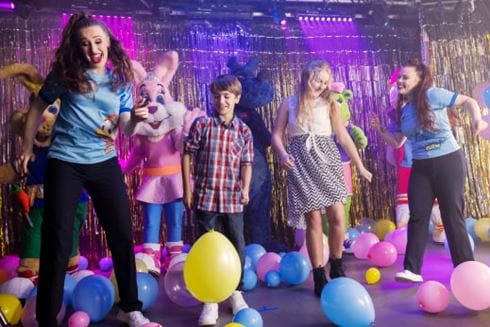 Parkdean Resorts' entertainers performing with toddlers on stage