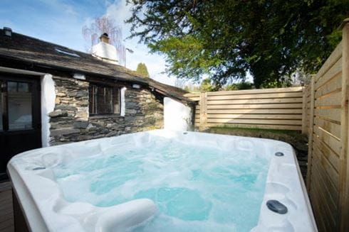 Hot tub cottage at the Lake District