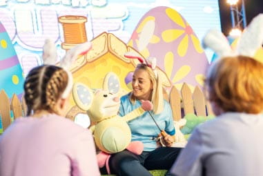 Pipsqueak's Mousehouse on stage at Parkdean Resorts