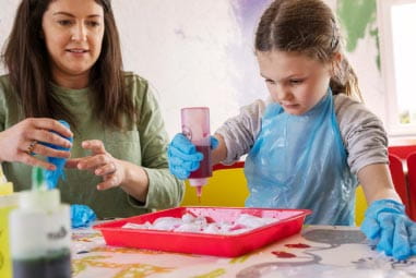Mum and daughter tie dyeing