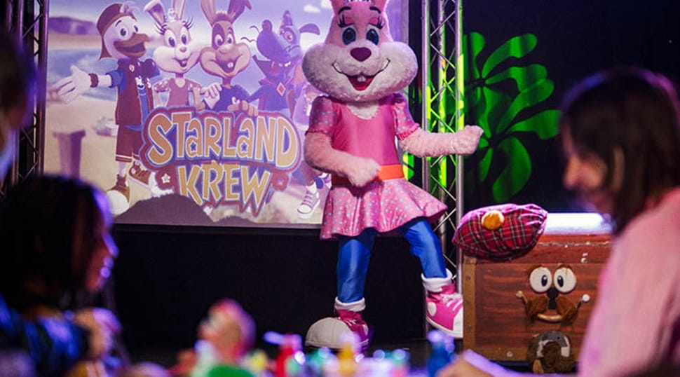 A performance from the Starland Krew