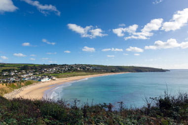 Praa Sands beach in the sunshine