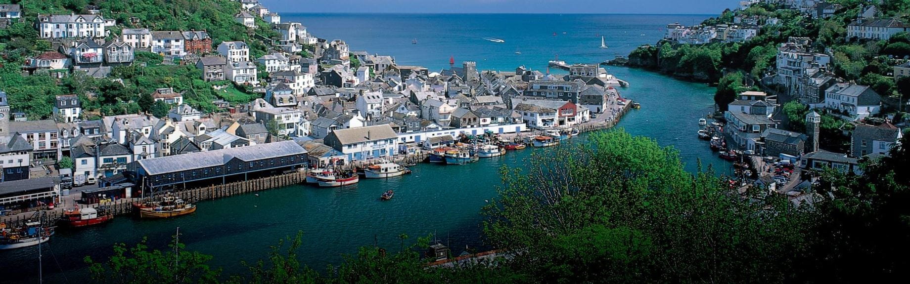 Looe Bay with harbour