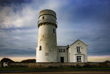 a striking lighthouse in Old Hunstanton