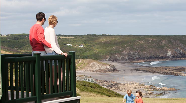 lodge veranda looking out over the sea and cliffs