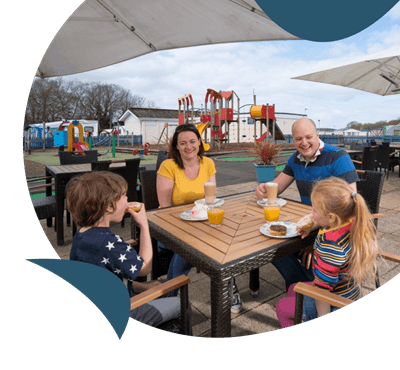 Dining outdoors at Sundrum Castle