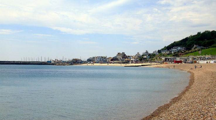 lyme regis beach