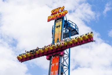 Rollercoaster in the sky