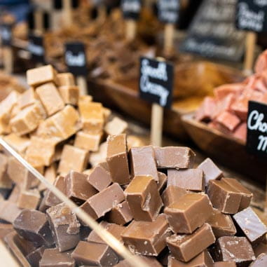 Cubes of fudge