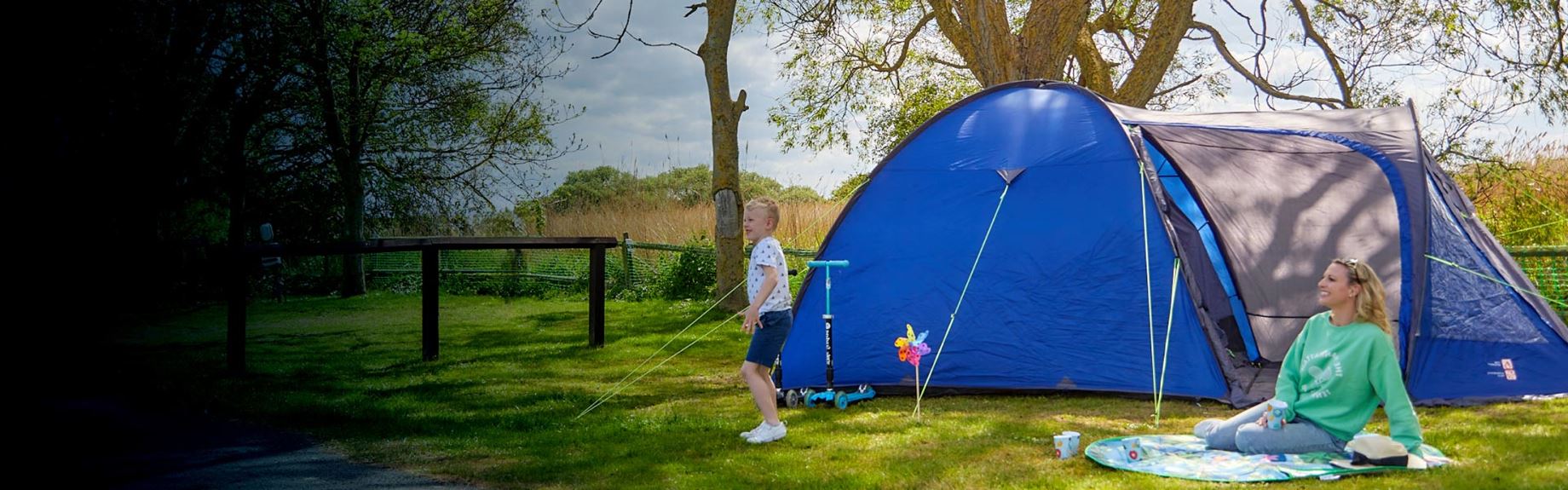 Tent with family