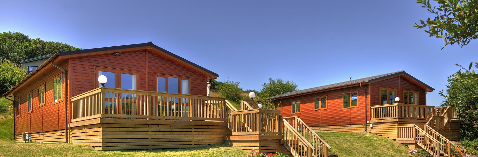 Wooden lodges with verandas in Cornwall